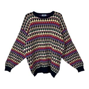 Vintage English Sports Club Sweater 
Size L